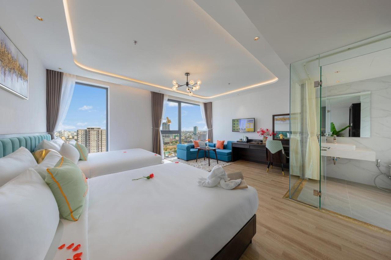 Cordial Grand Hotel Da Nang Beach - Infinity Rooftop Pool Exterior photo